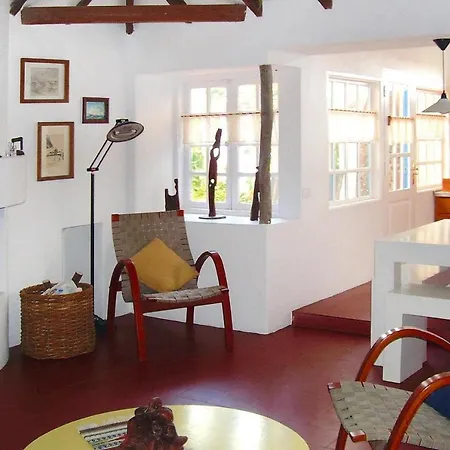 In With A Terrace Holiday home