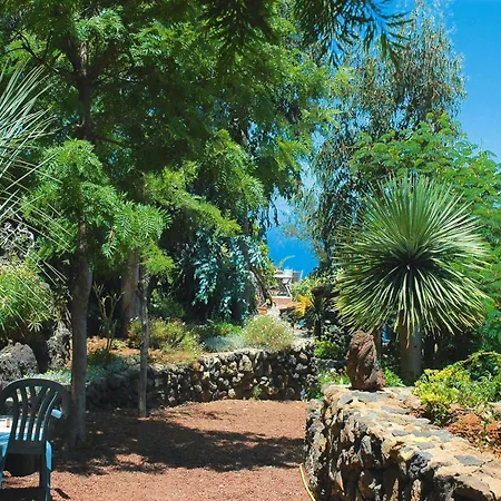 In With A Terrace Holiday home